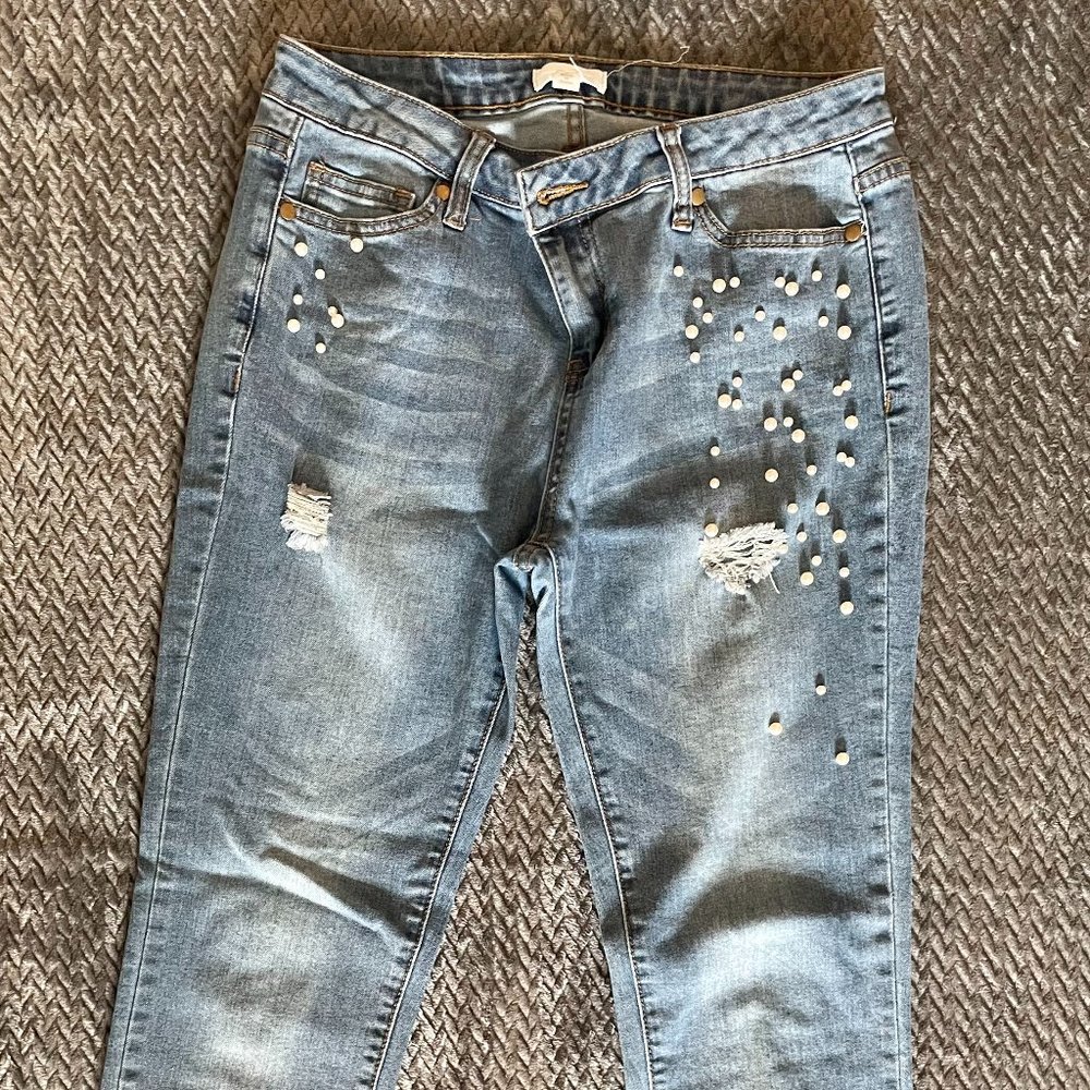 Boutique pearl accent jeans size large